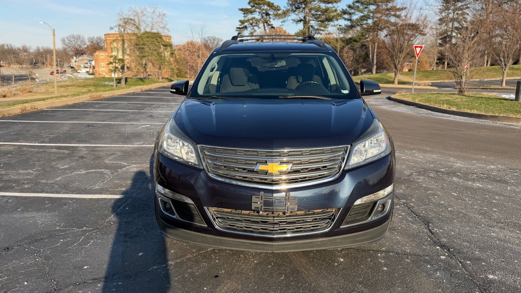 2015 Chevrolet Traverse Image 2