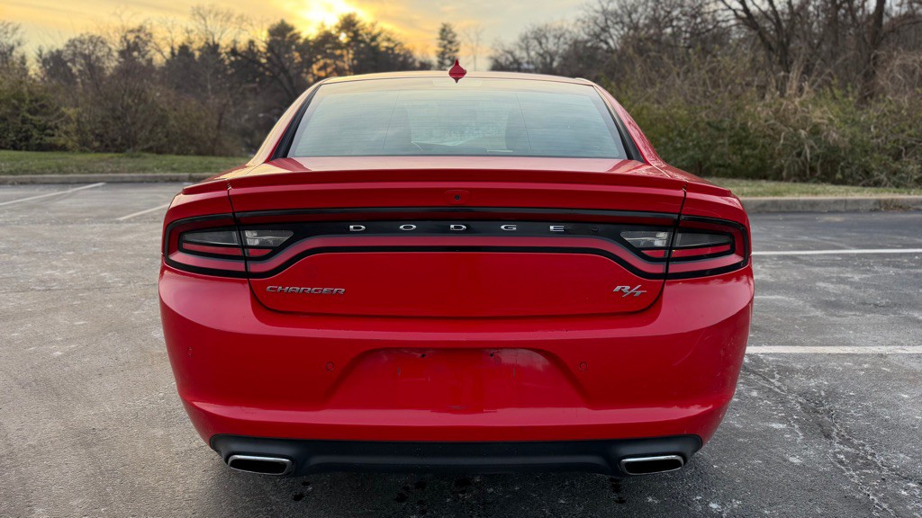 2018 Dodge Charger Image 10