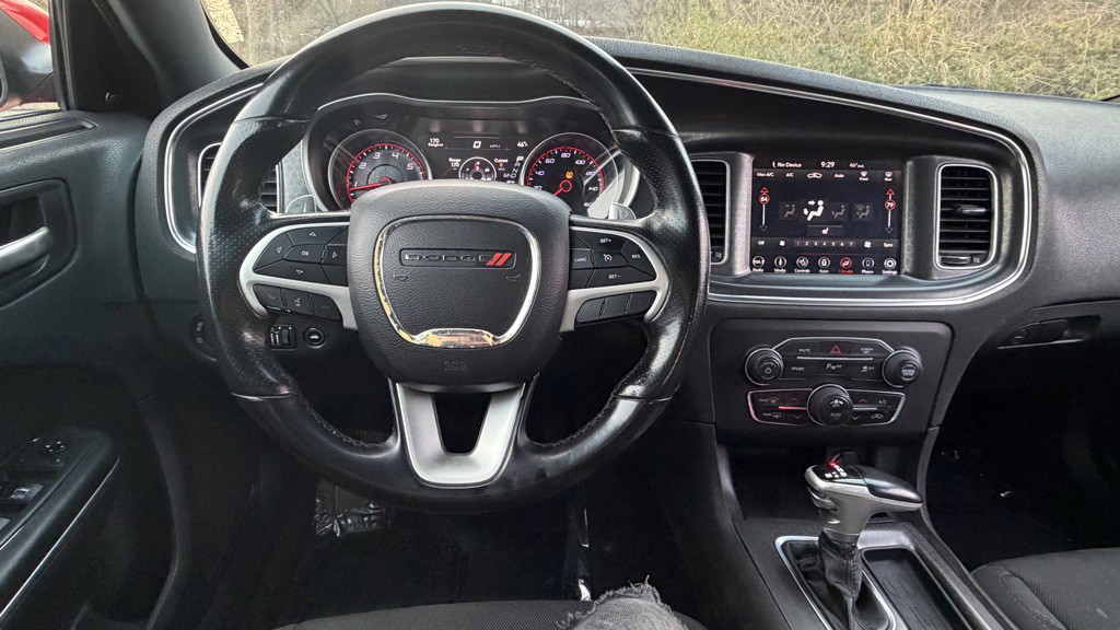 2018 Dodge Charger Image 17