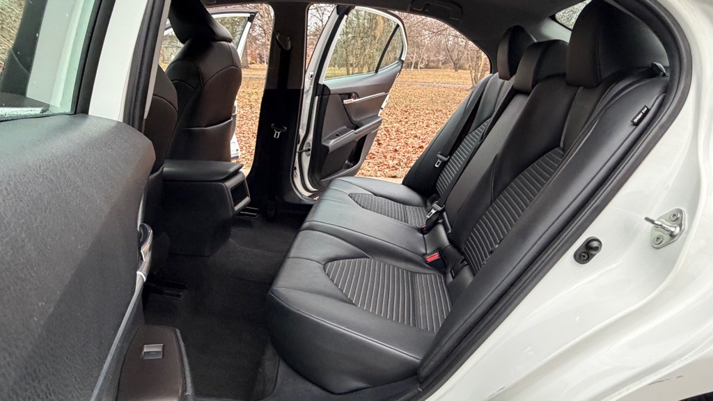 2022 Toyota Camry Image 22