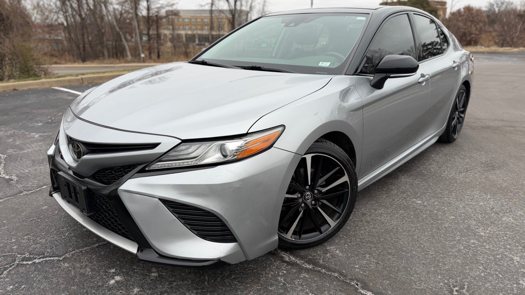 2019 Toyota Camry Image 26