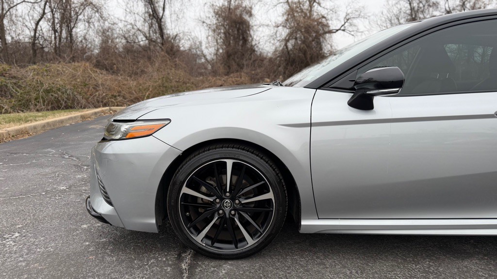 2019 Toyota Camry Image 27