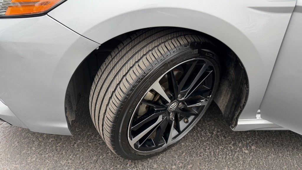 2019 Toyota Camry Image 28