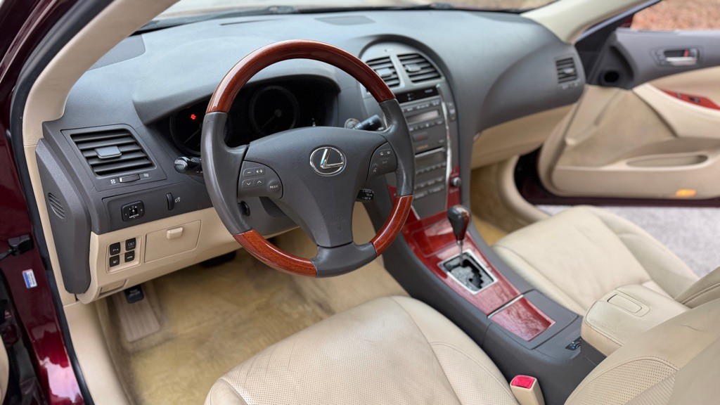 2007 Lexus ES 350 Image 13