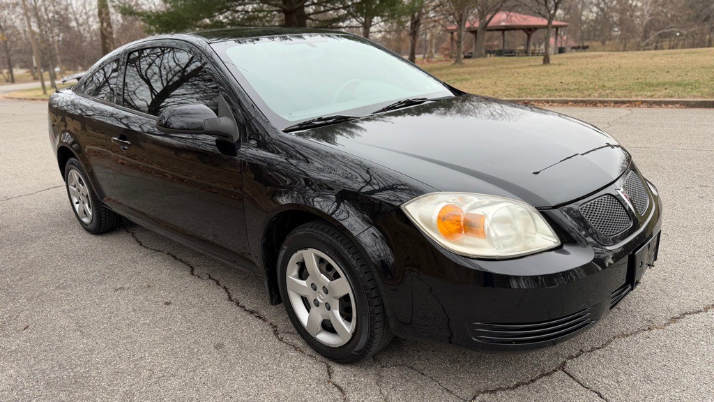 2009 Pontiac G5 Image 4