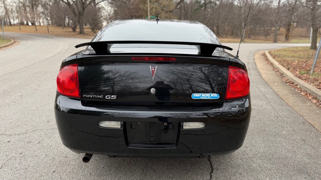 2009 Pontiac G5 Image 8