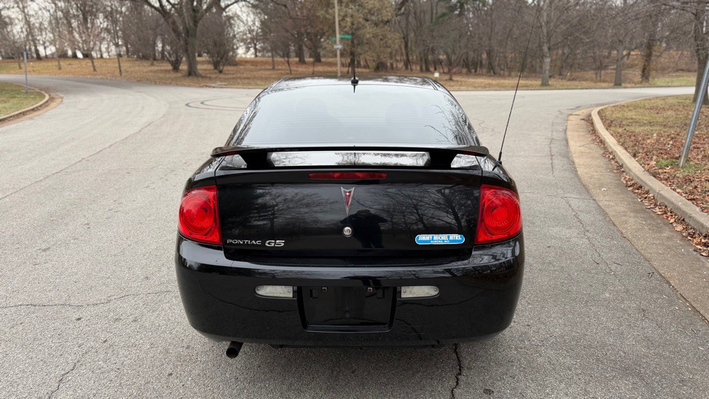 2009 Pontiac G5 Image 24