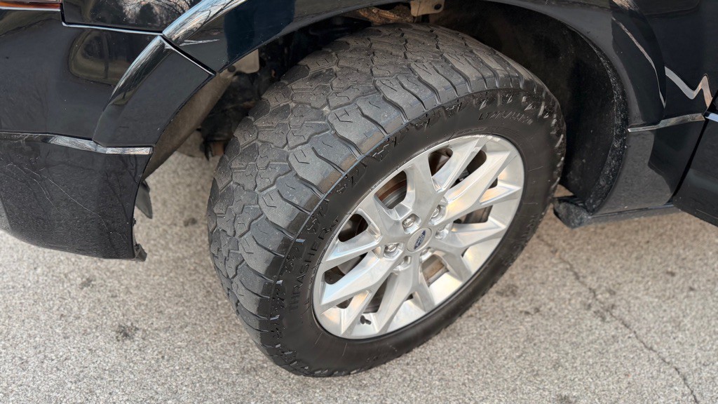 2017 Ford Expedition Image 30