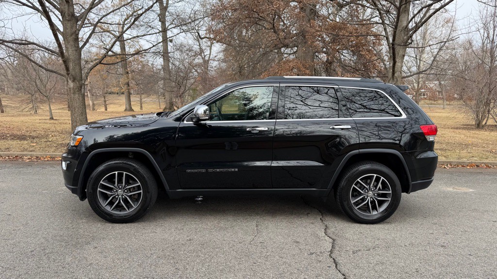 2018 Jeep Grand Cherokee Image 3