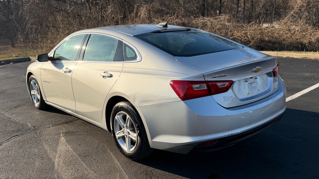 2019 Chevrolet Malibu Image 7