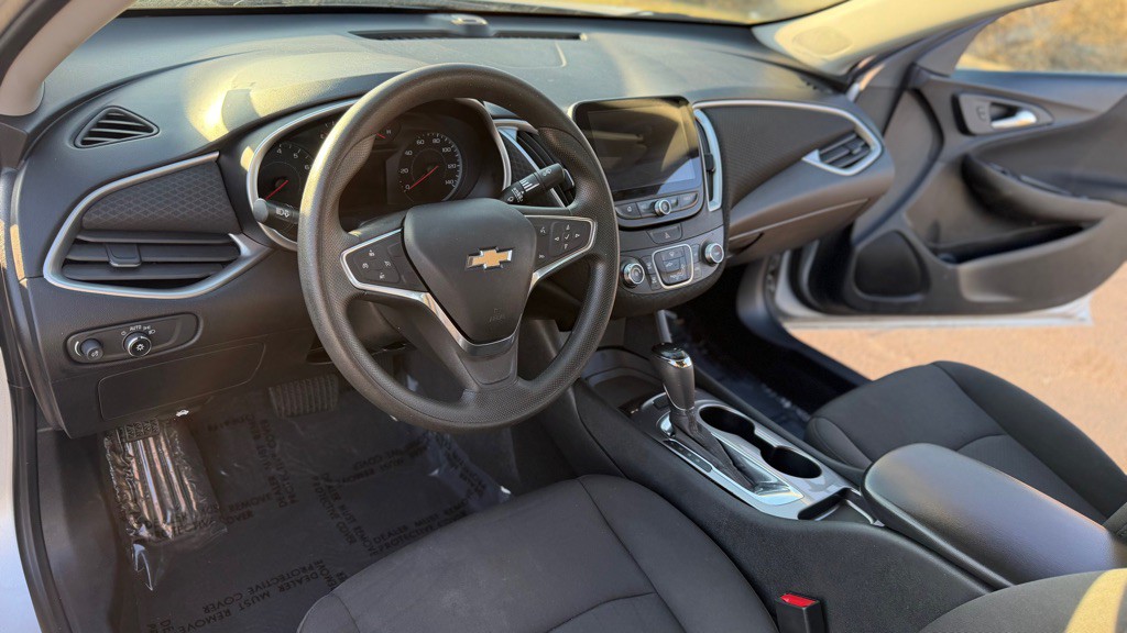 2019 Chevrolet Malibu Image 13