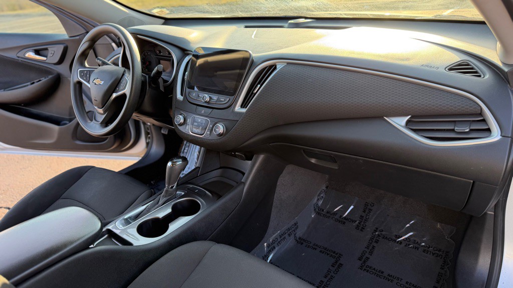 2019 Chevrolet Malibu Image 15