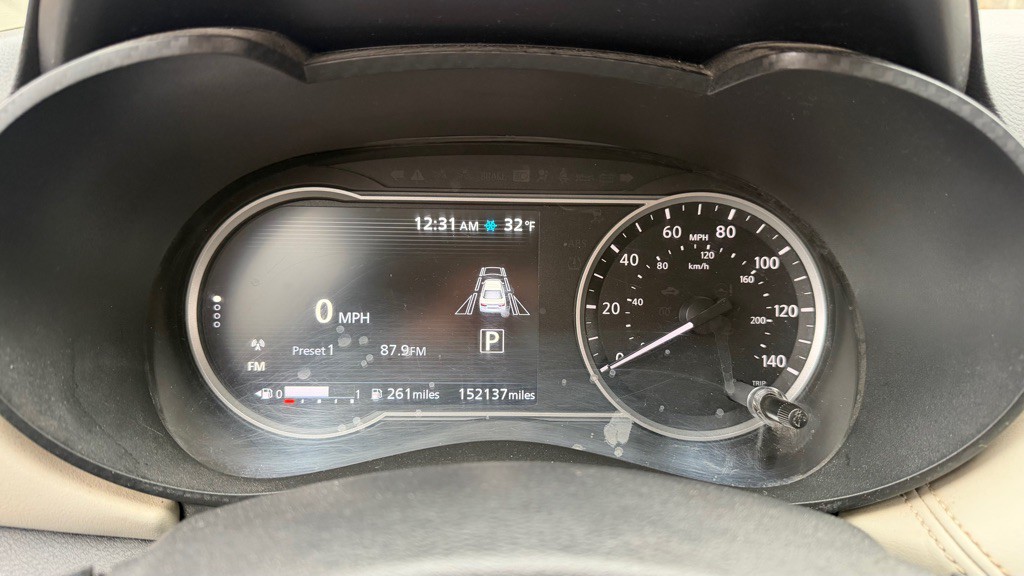 2020 Nissan Versa Image 14