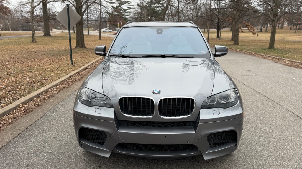 2012 BMW X5 Image 2
