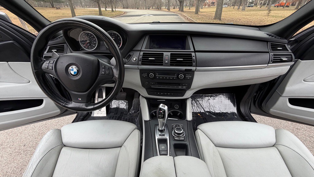 2012 BMW X5 Image 14