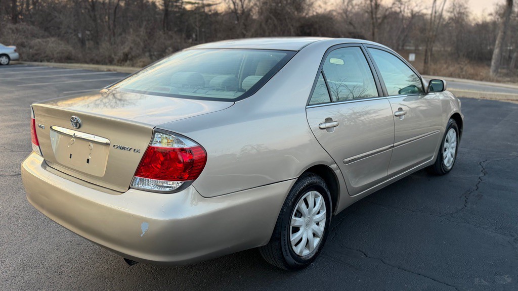 2006 Toyota Camry Image 9