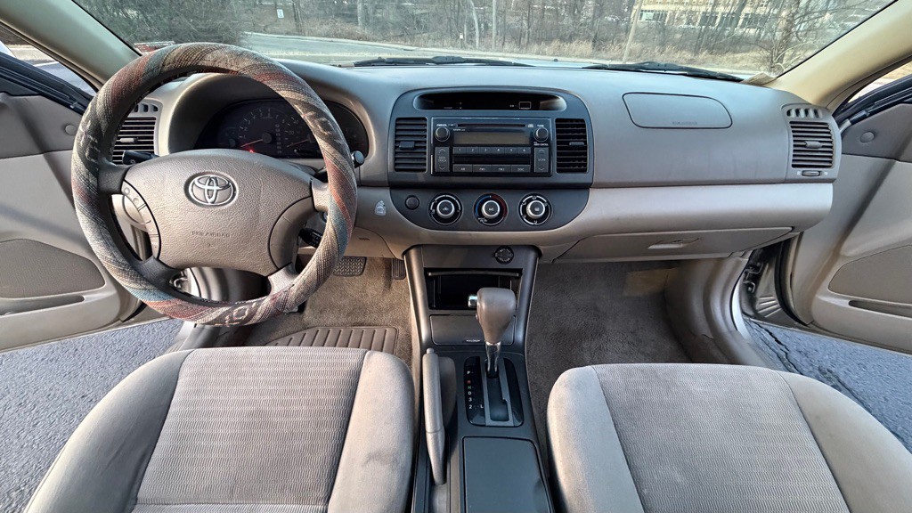 2006 Toyota Camry Image 13