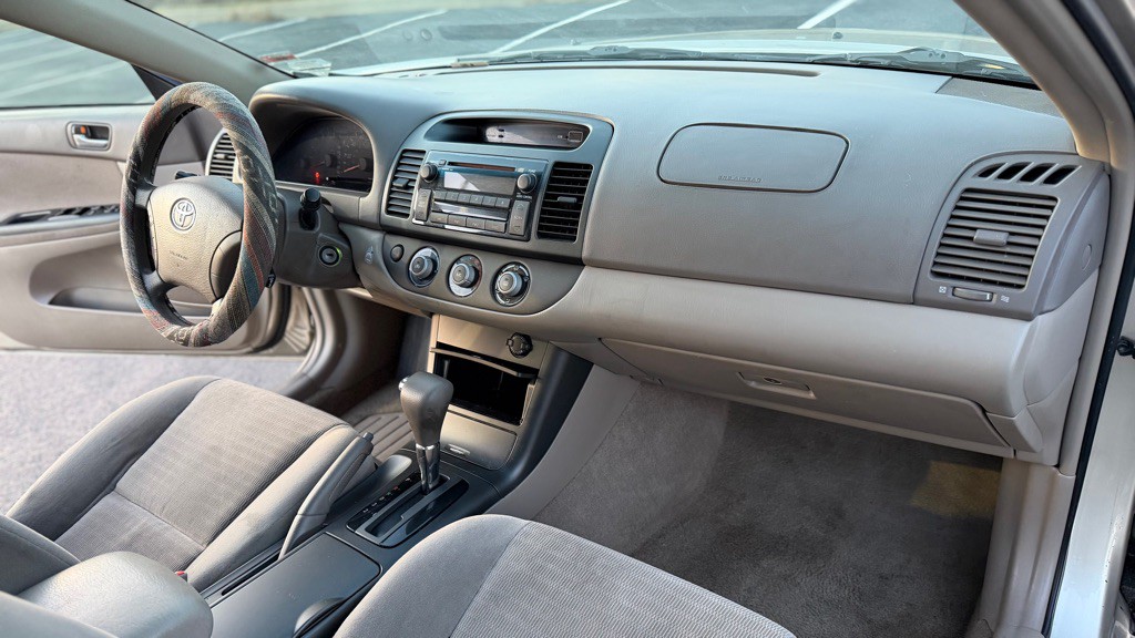 2006 Toyota Camry Image 17