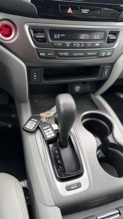 2016 Honda Pilot Image 20