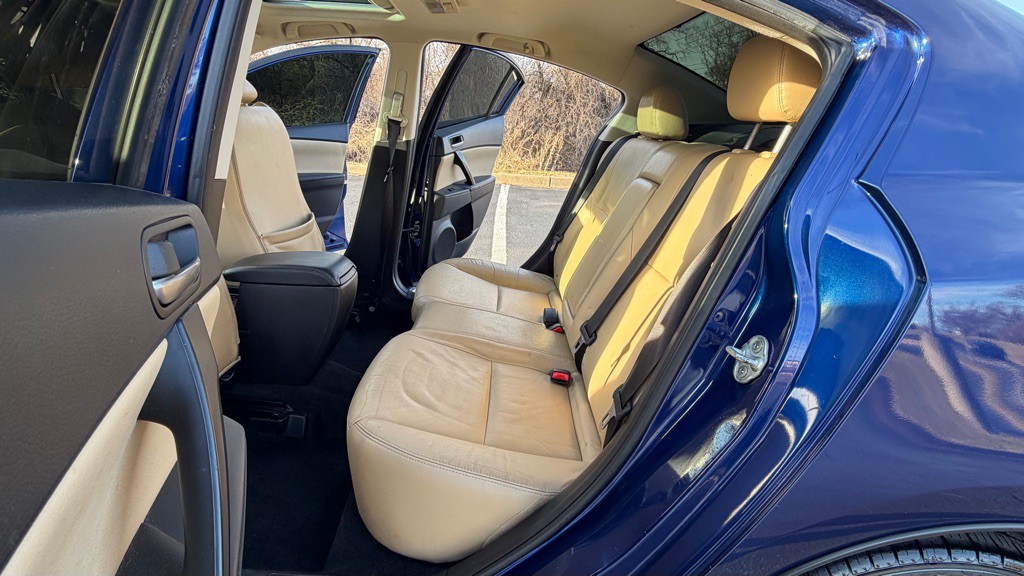 2012 Mazda Mazda3 Image 25