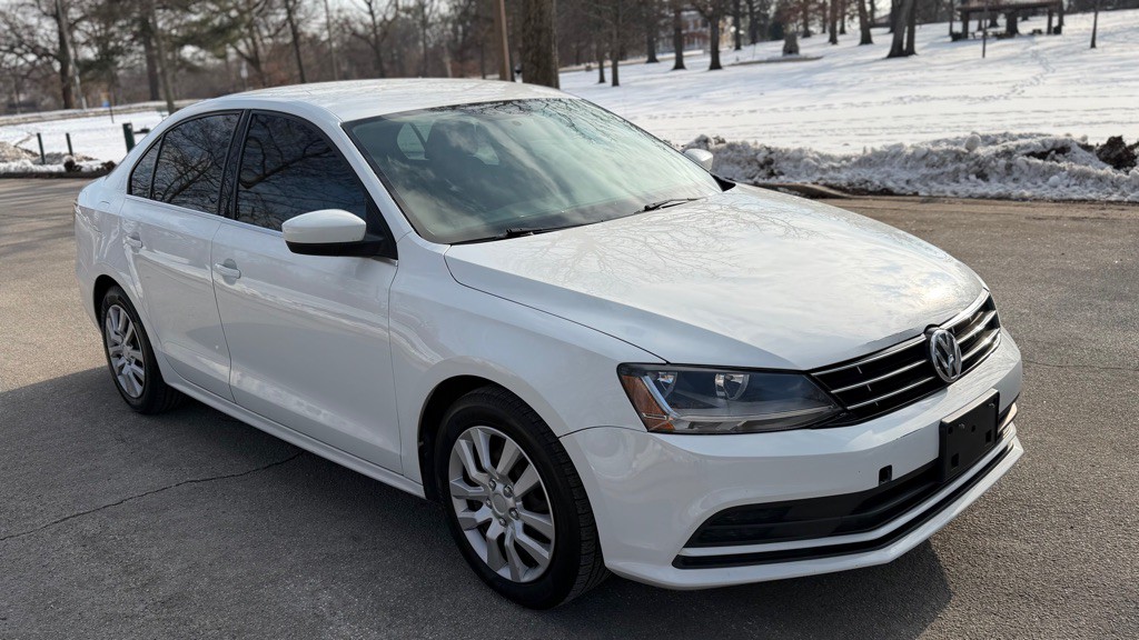 2017 Volkswagen Jetta Image 4