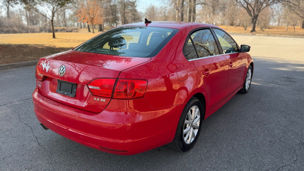 2013 Volkswagen Jetta Image 9