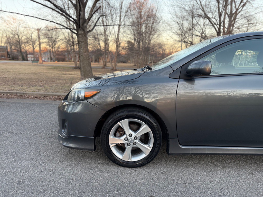 2012 Toyota Corolla Image 22