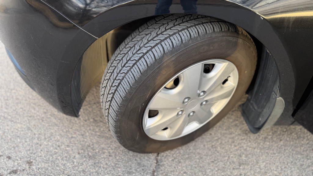 2015 Kia Forte Image 24