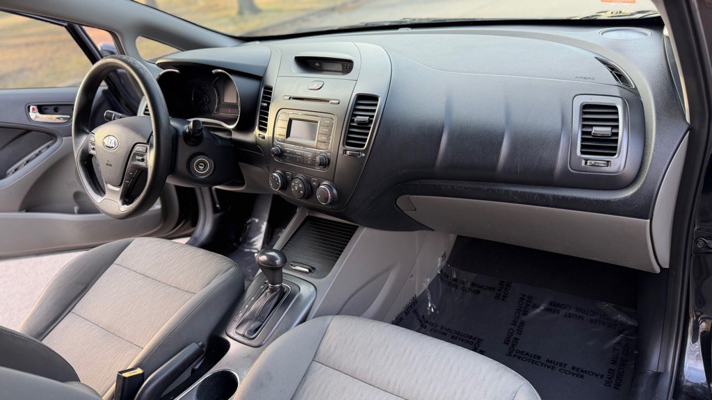 2015 Kia Forte Image 15