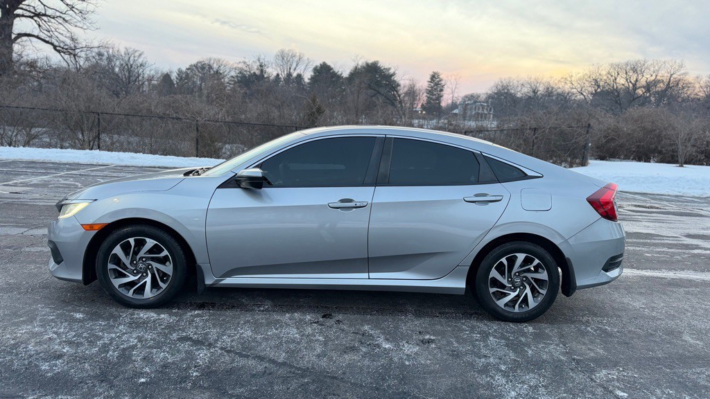 2016 Honda Civic Image 3