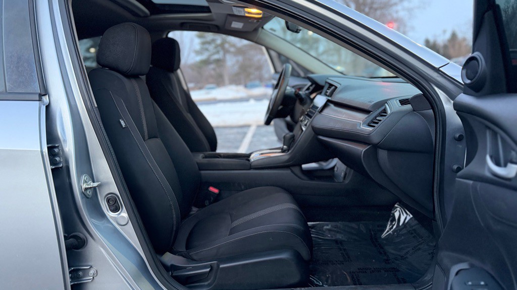 2016 Honda Civic Image 12