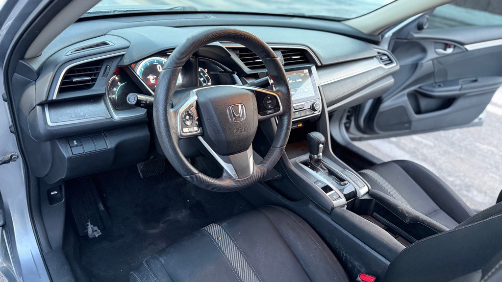 2016 Honda Civic Image 13