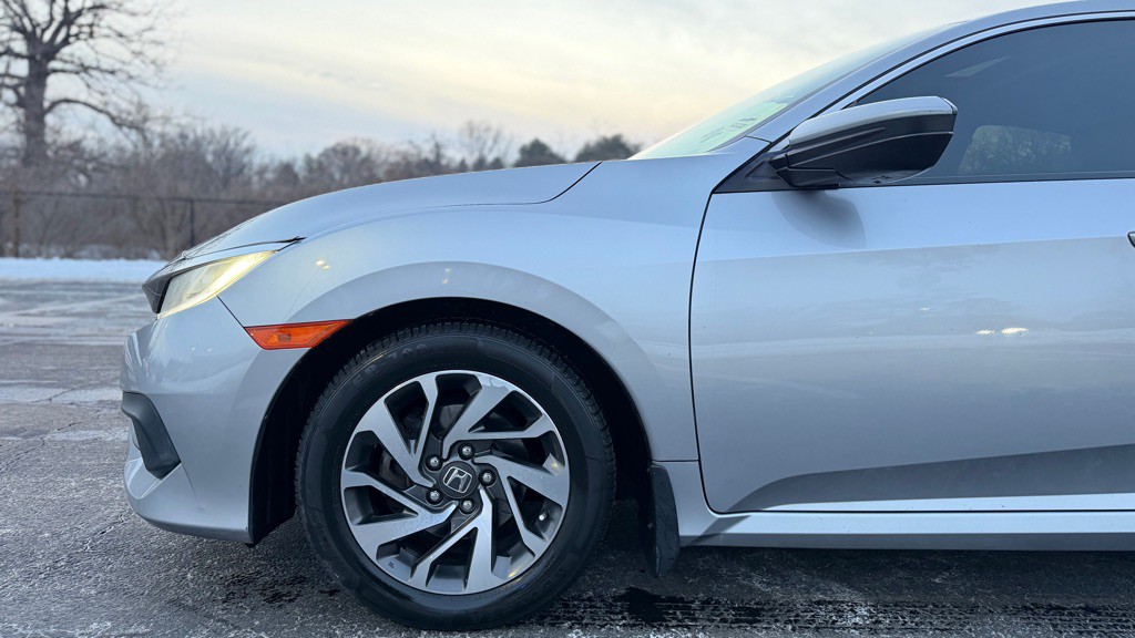 2016 Honda Civic Image 24