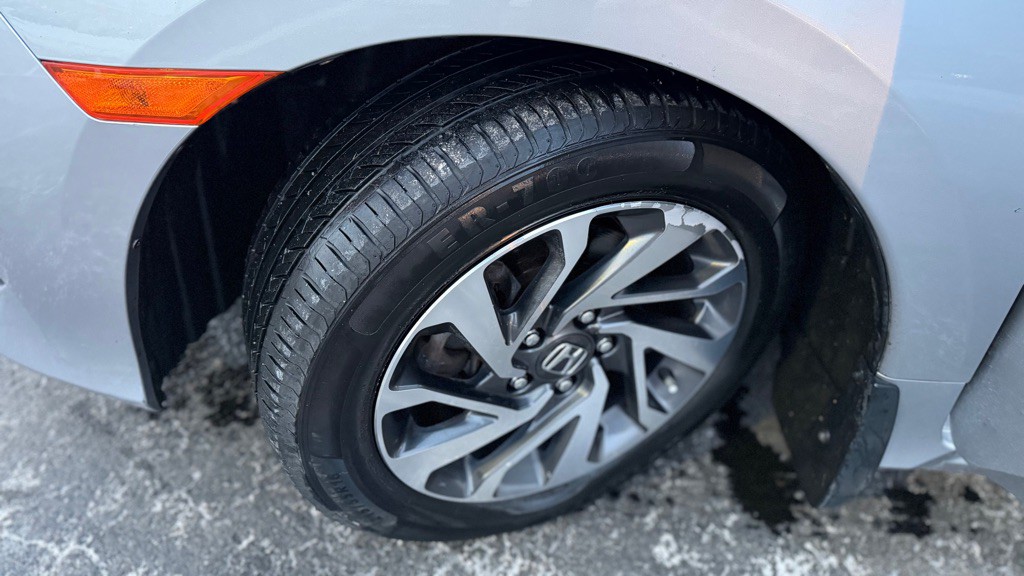 2016 Honda Civic Image 25