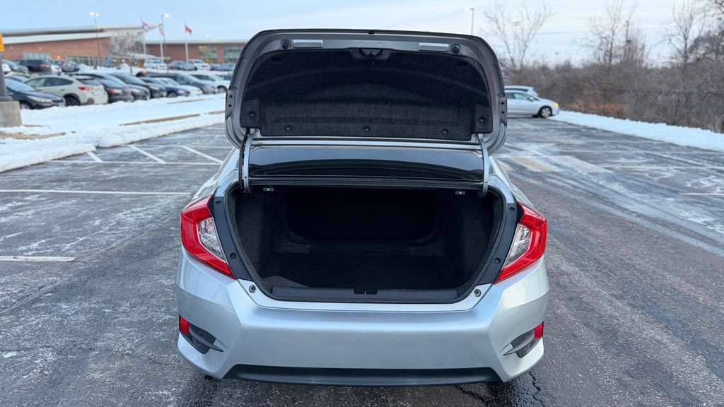 2016 Honda Civic Image 26