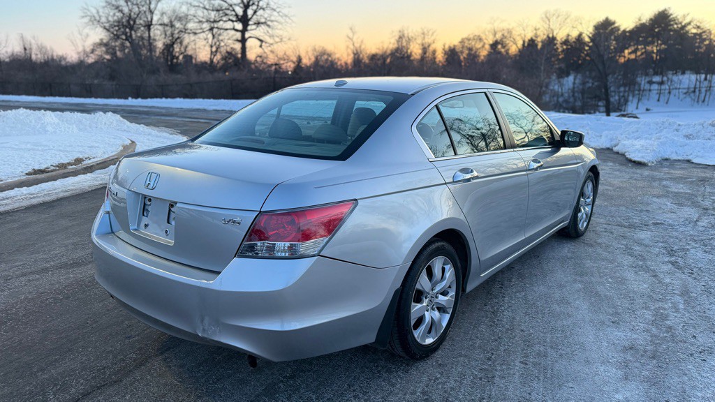2008 Honda Accord Image 9