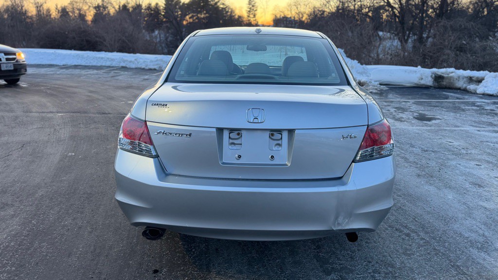 2008 Honda Accord Image 10