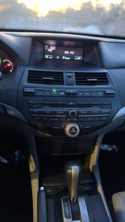 2008 Honda Accord Image 20