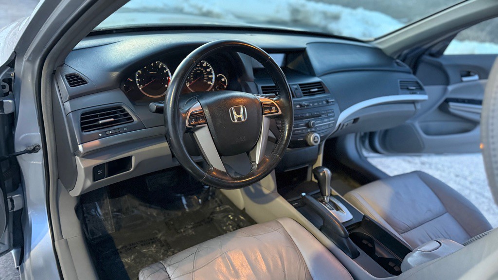 2008 Honda Accord Image 13