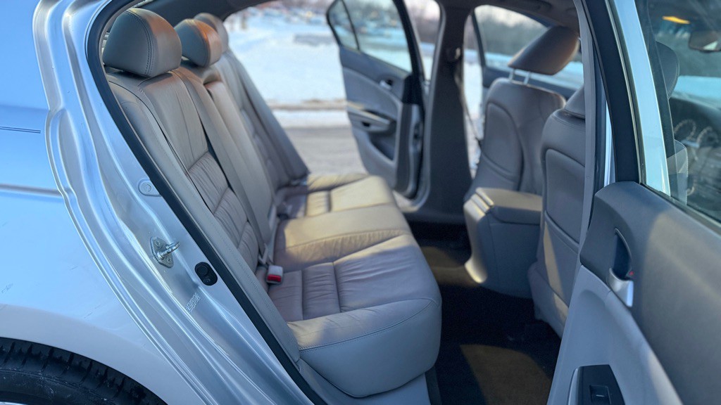 2008 Honda Accord Image 21