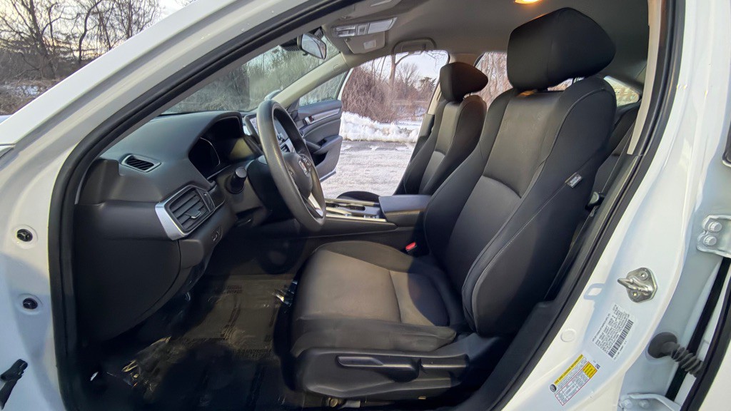 2019 Honda Accord Image 7