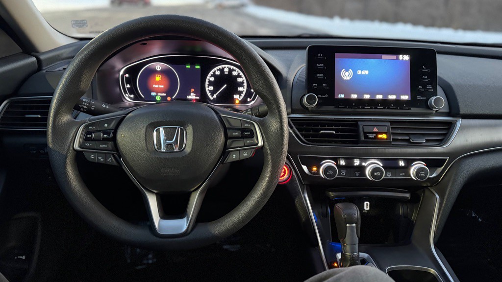 2019 Honda Accord Image 10