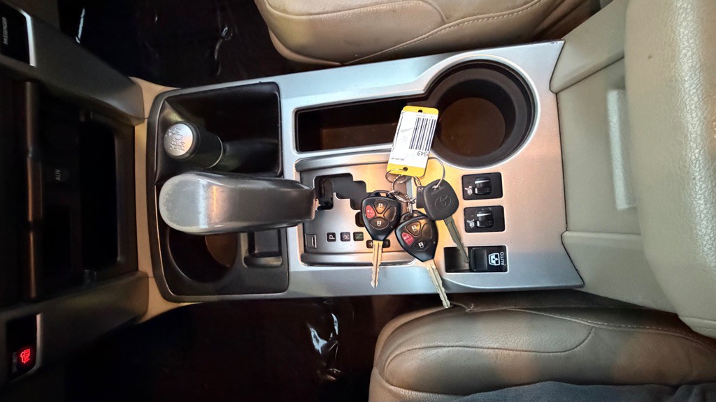 2012 Toyota 4Runner Image 22