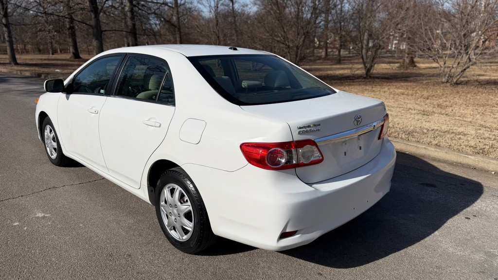 2011 Toyota Corolla Image 7