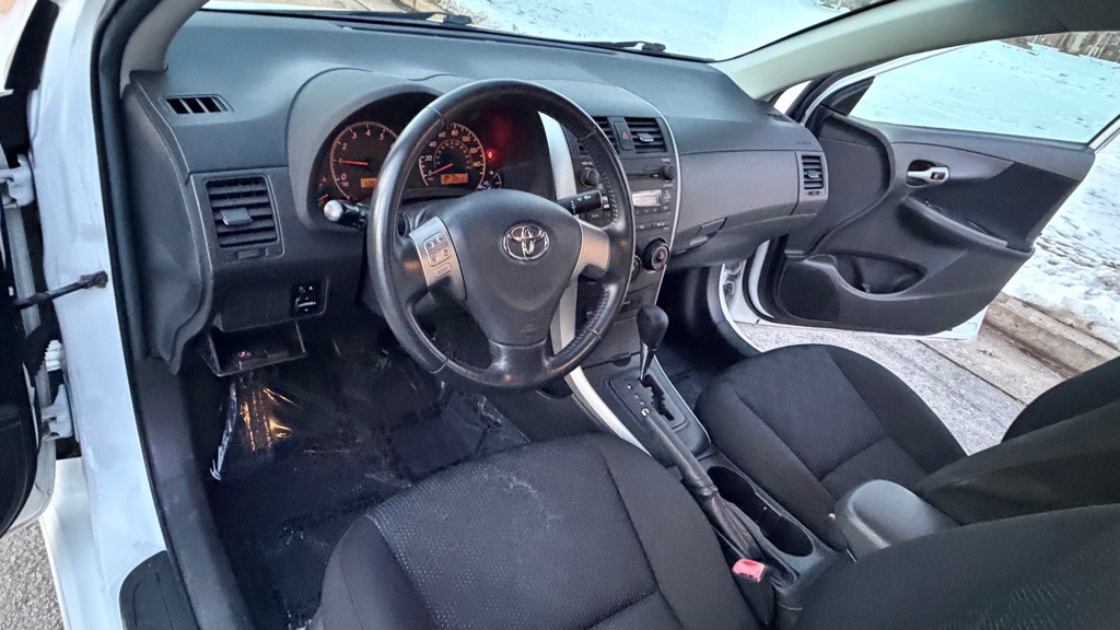 2009 Toyota Corolla Image 13