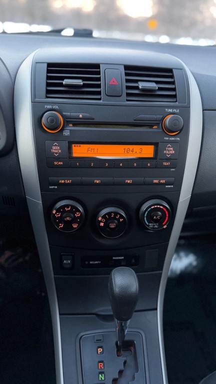 2009 Toyota Corolla Image 18