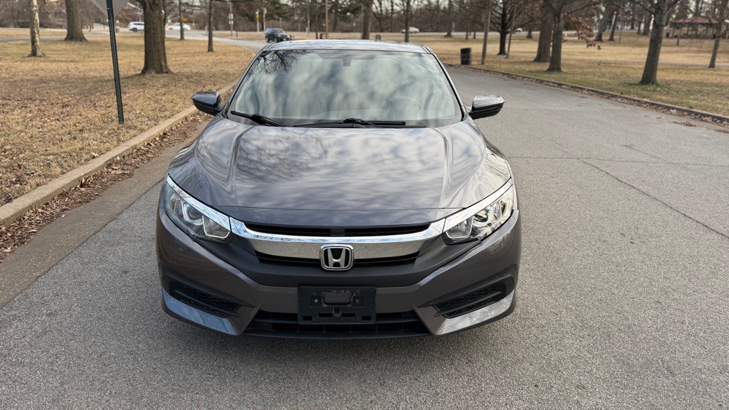 2018 Honda Civic Image 2