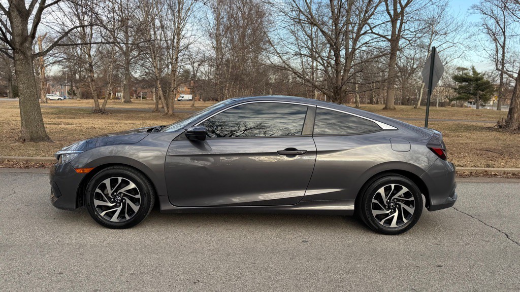 2018 Honda Civic Image 3