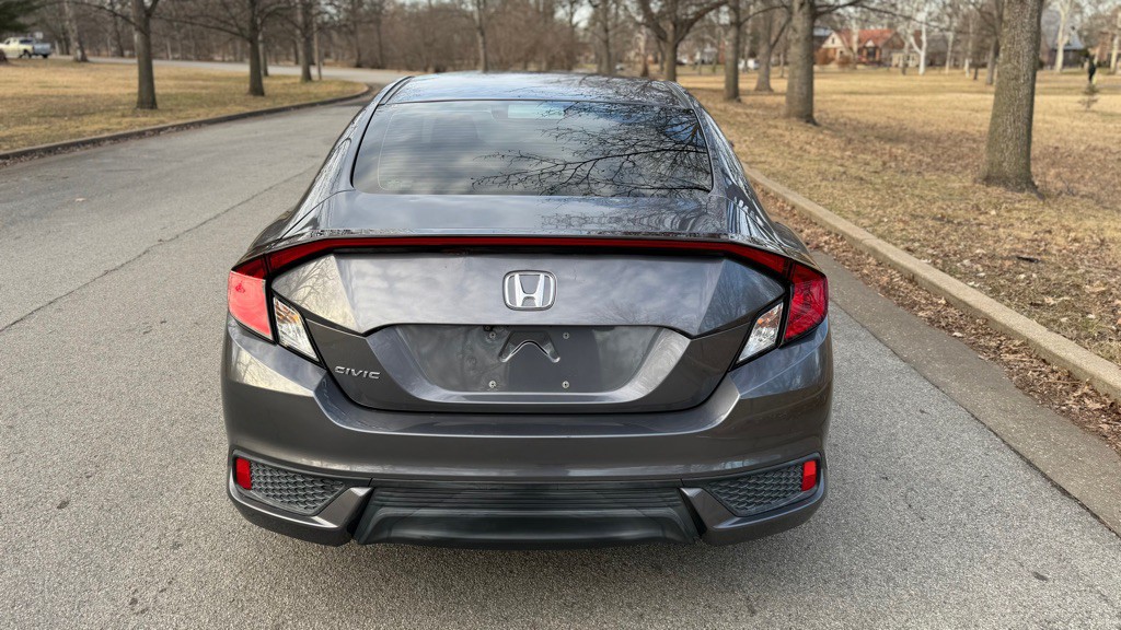 2018 Honda Civic Image 8