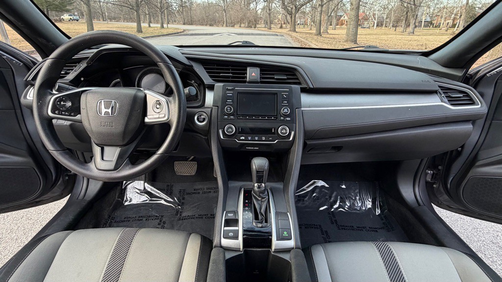 2018 Honda Civic Image 11